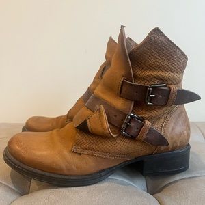 MADE IN ITALY size 40 (9) ankle boots